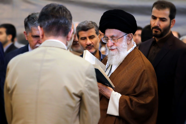 Imam Khamenei's anecdote of the novel The Thibaults Imam Khamenei's anecdote of the novel The Thibaults