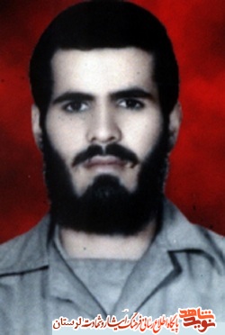 عبادت به ویژه نماز واجب را به موقع و با حضور قلب و اخلاص کامل انجام دهیم