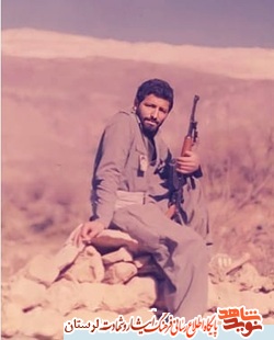 از عکاسی در خاک عراق تا حضور در خط مقدم و عکاسی از بمبارانها