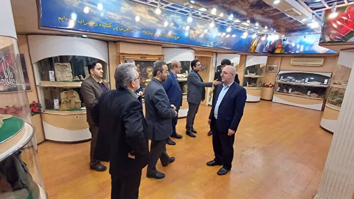 بازدید مدیرکل پشتیبانی و مهندسی بنیاد شهید کشور از موزه شهدای رشت به همراه...