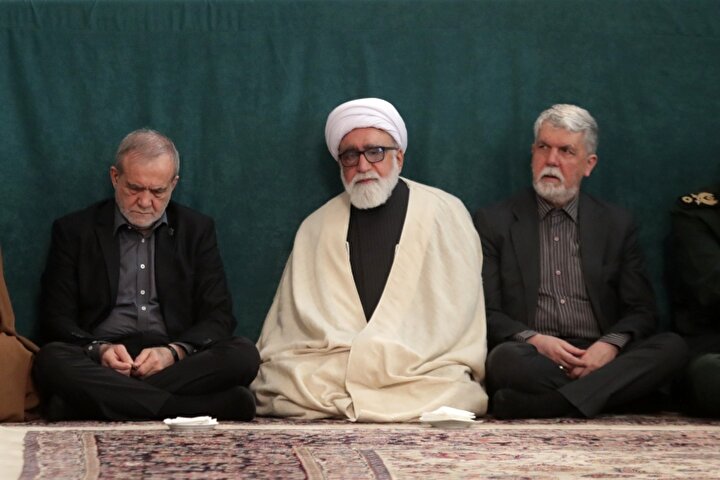 حضور رئیس جمهور در مراسم چهلم شهدای حوادث دی‌ماه