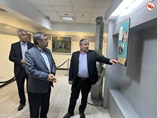 بازدید معاون نظارت راهبردی نماینده ولی‌ فقیه در بنیاد شهید و امور ایثارگران از موزه مرکزی شهدا